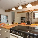 The Barn - Uk2475